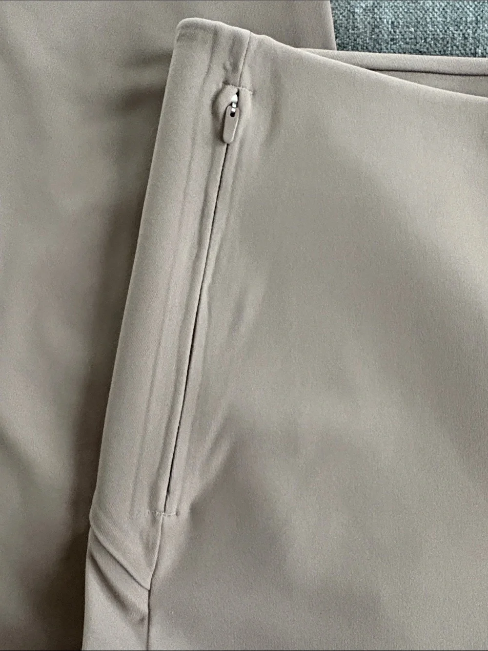 Lululemon Smooth Fit Pull-On High-Rise Pant Size 8 Taupetastic NWOT